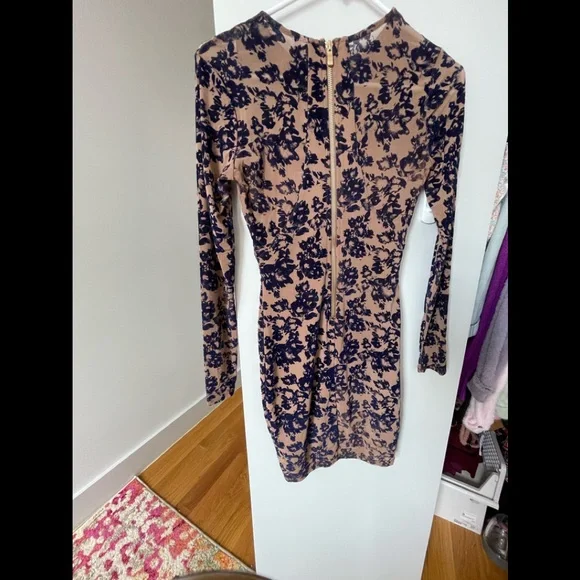 Windsor dress size extra small - Picture 2 of 3